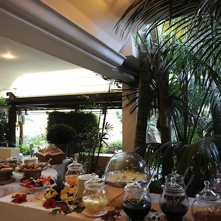 فندق Simius Playa 4*