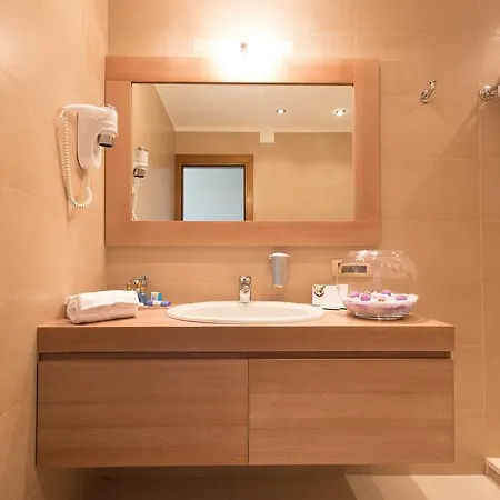 Hotel Simius Playa 4*