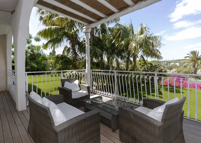 Simius Playa Szálloda 4*